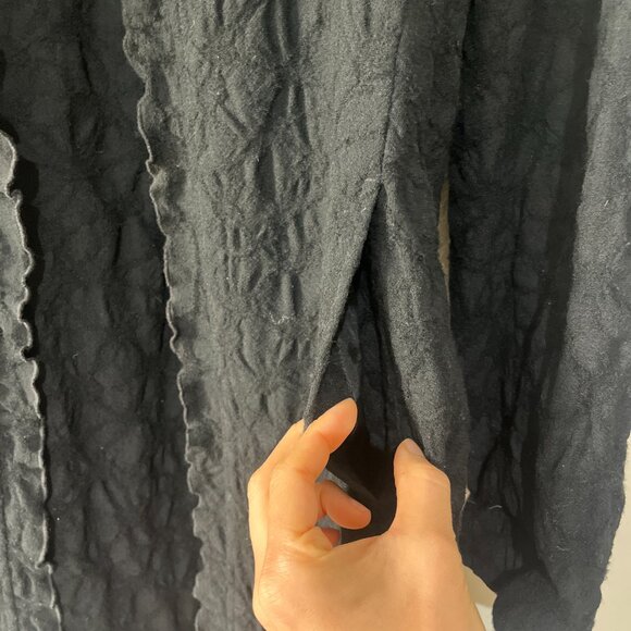 EILEEN FISHER 100% Wool Black Embossed Light Jacket - Picture 6 of 11